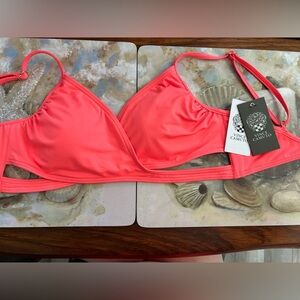 Vince Camuto brand new bikini size large!